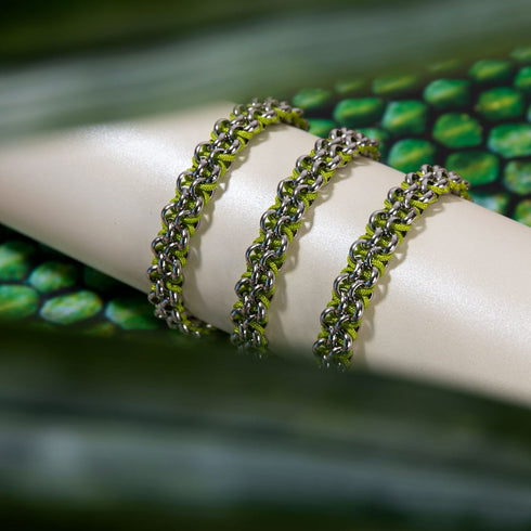 Grüne Baumschlangenglieder | Mini-Kismet-Armband | Limettengrün x Silber
